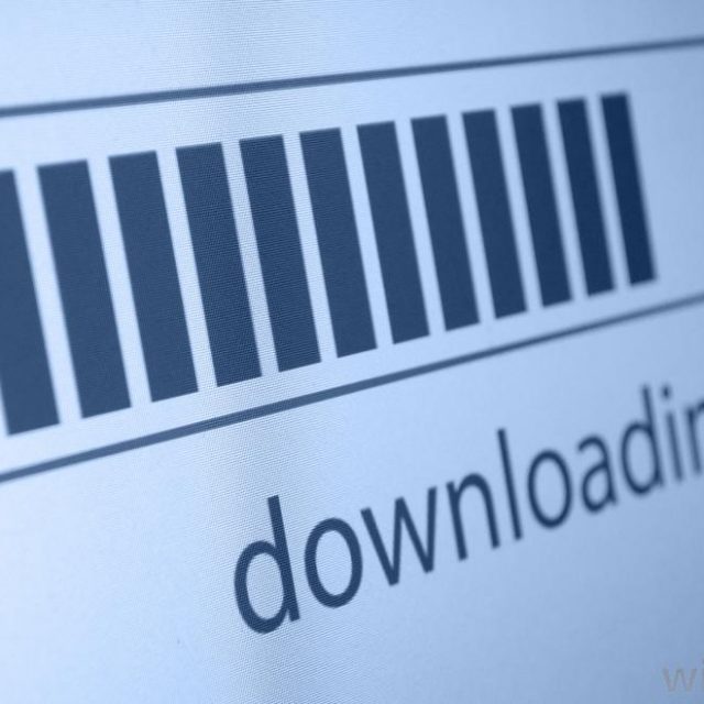 Downloads and P2P