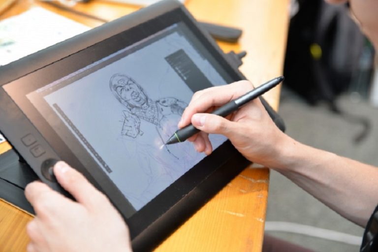 Digital drawing: Why you should start using a tablet to draw?