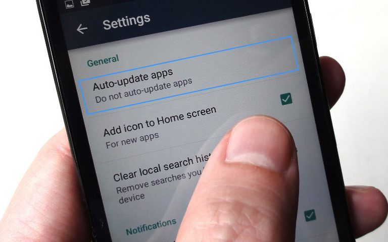 How to turn off automatic updates on Android?